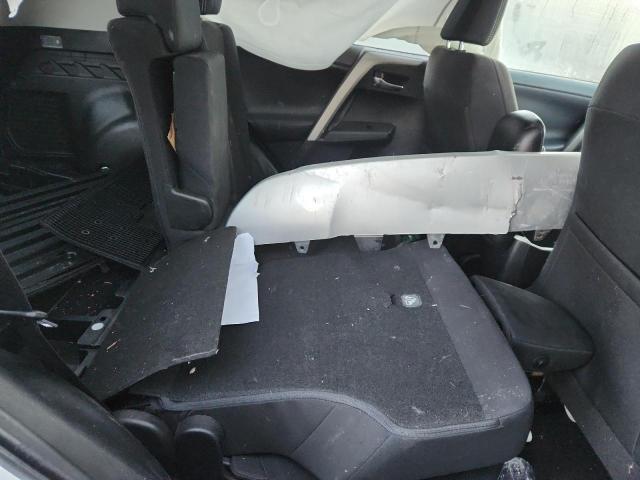Photo 11 from auction – 2016 TOYOTA RAV4 XLE with VIN 2T3RFREV1GW448333