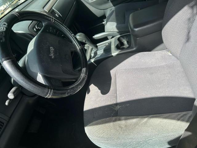 Photo 13 from auction – 2004 JEEP GRAND CHER with VIN 1J4GX48S44C111978