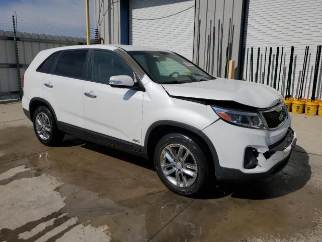 Photo 4 from auction – 2015 KIA SORENTO LX with VIN 5XYKTCA64FG608661
