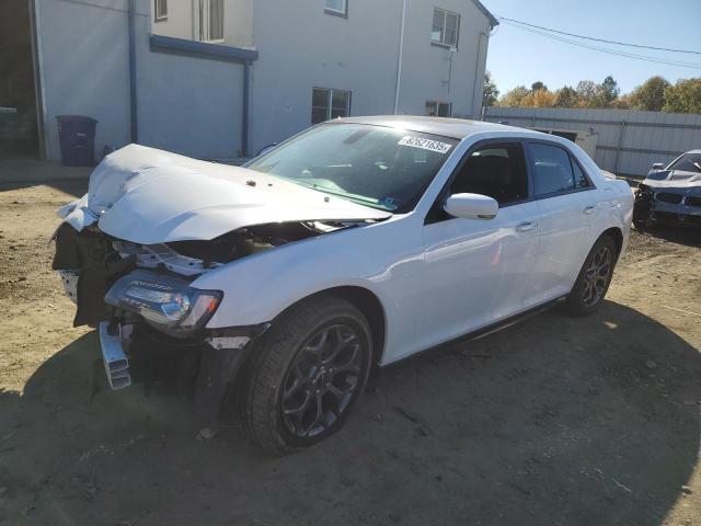 CHRYSLER 300 S 2017 with VIN 2C3CCAGG0HH512513 - Photo from auction