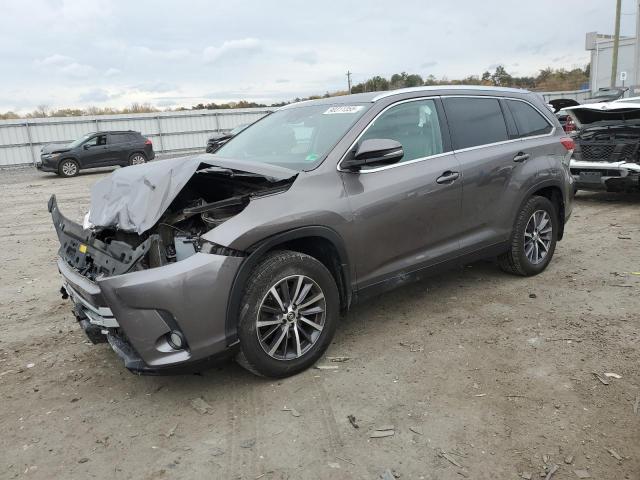 2019 TOYT HIGHLANDER LE FWD - Търг №90311355