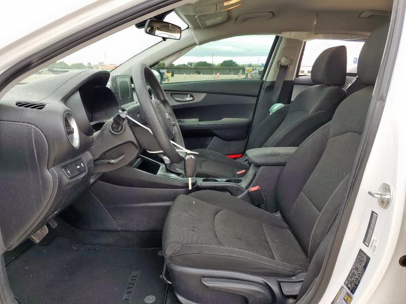 Photo 7 from auction – 2019 KIA FORTE FE with VIN 3KPF24AD7KE055956