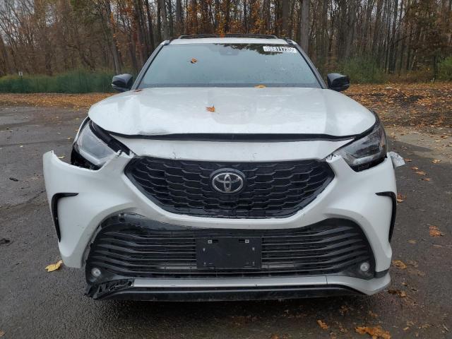 Фото 5 с аукциона – 2023 TOYOTA HIGHLANDER с VIN 5TDKDRBH3PS021193