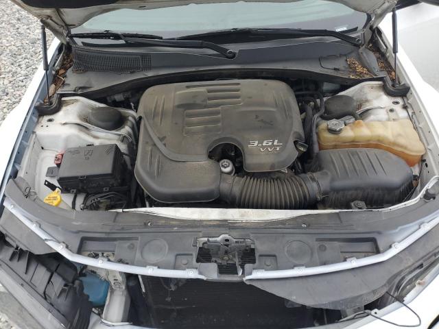 Photo 11 from auction – 2018 CHRYSLER 300 TOURING with VIN 2C3CCAAG8JH190878