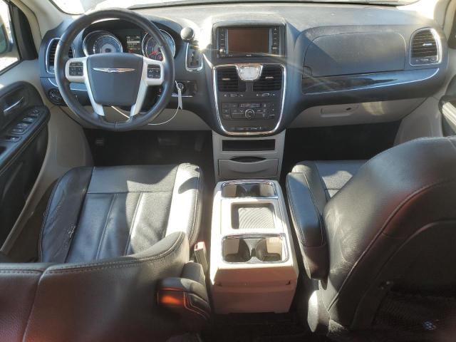 Photo 8 from auction – 2016 CHRYSLER TOWN & COU with VIN 2C4RC1BG2GR135415