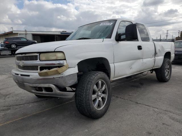 CHEVROLET SILVERADO 2000 with VIN 1GCEC19T3YZ353274 - Photo from auction