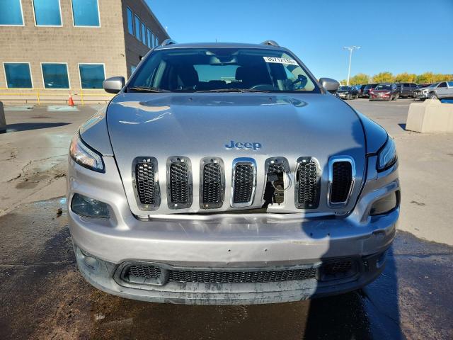 Photo 5 from auction – 2016 JEEP CHEROKEE L with VIN 1C4PJLCBXGW297649