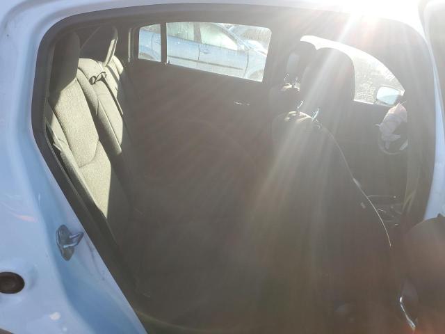 Photo 10 from auction – 2014 CHRYSLER 200 TOURIN with VIN 1C3CCBBG3EN153559