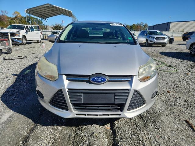 Photo 5 from auction – 2014 FORD FOCUS SE with VIN 1FADP3F28EL403047