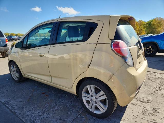 Photo 2 from auction – 2015 CHEVROLET SPARK 1LT with VIN KL8CD6S9XFC716534