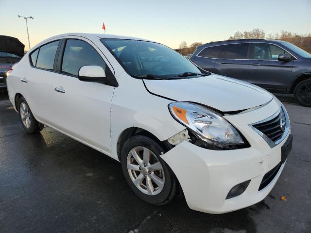 Foto 4 de la subasta – 2012 NISSAN VERSA S con VIN 3N1CN7AP8CL945596