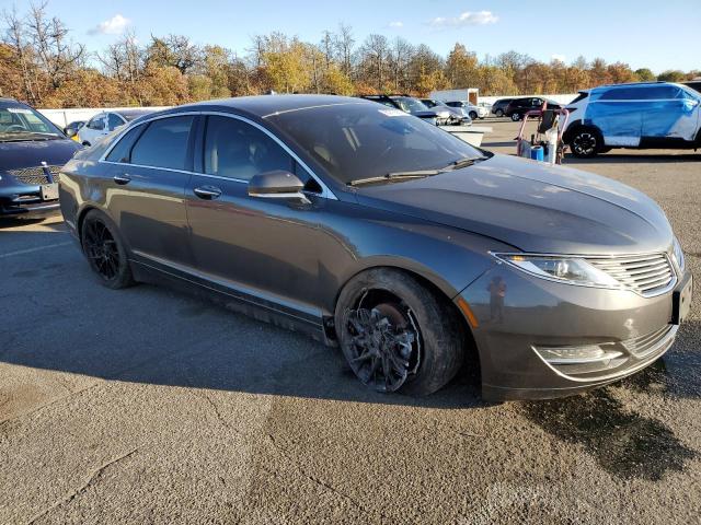 Photo 4 from auction – 2016 LINCOLN MKZ with VIN 3LN6L2J92GR616301