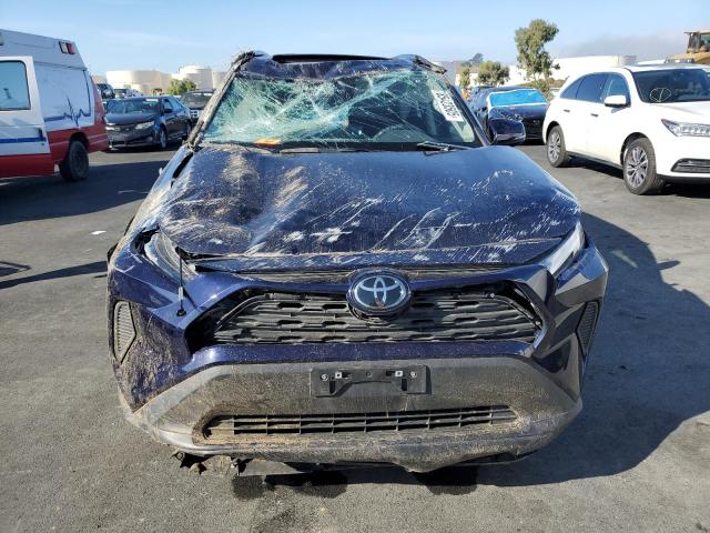Photo 5 from auction – 2023 TOYOTA RAV4 XLE with VIN JTMW1RFV0PD098769