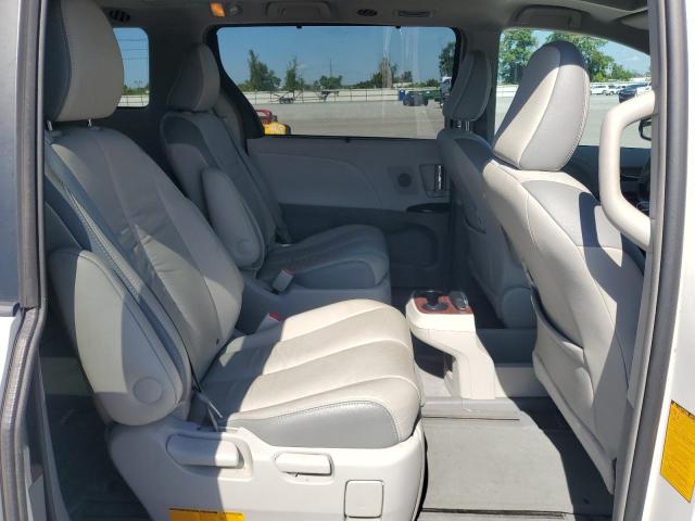 Photo 11 from auction – 2012 TOYOTA SIENNA XLE with VIN 5TDYK3DC8CS190893