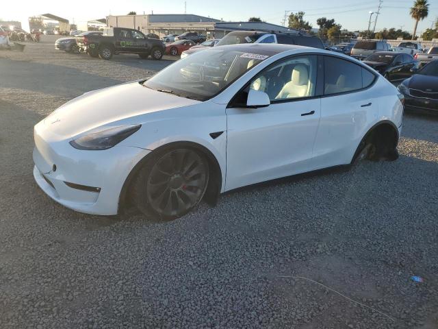 TESLA MODEL Y 2023 with VIN 7SAYGDEF4PF964926 - Photo from auction
