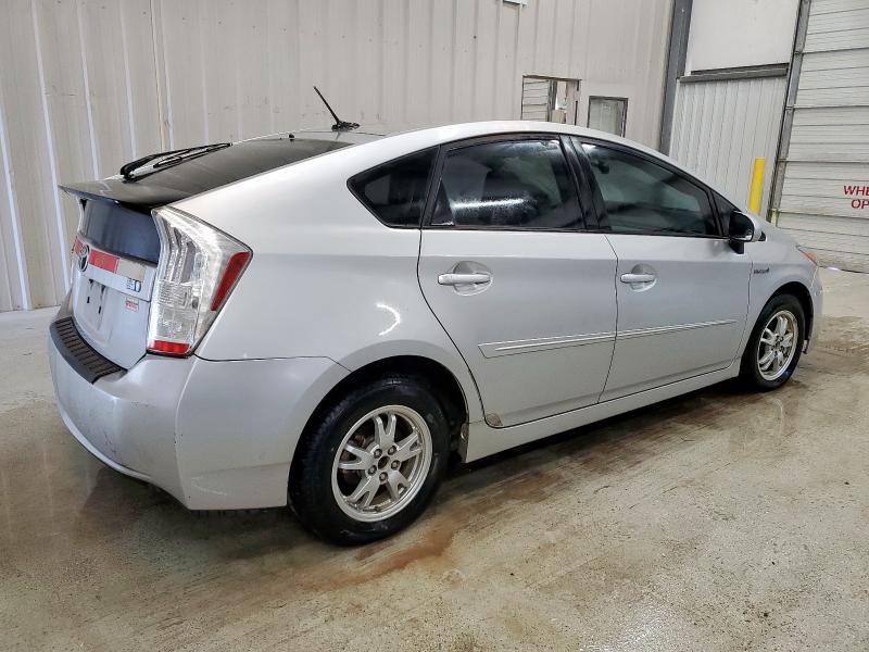 Photo 3 from auction – 2011 TOYOTA PRIUS with VIN JTDKN3DU0B1474455