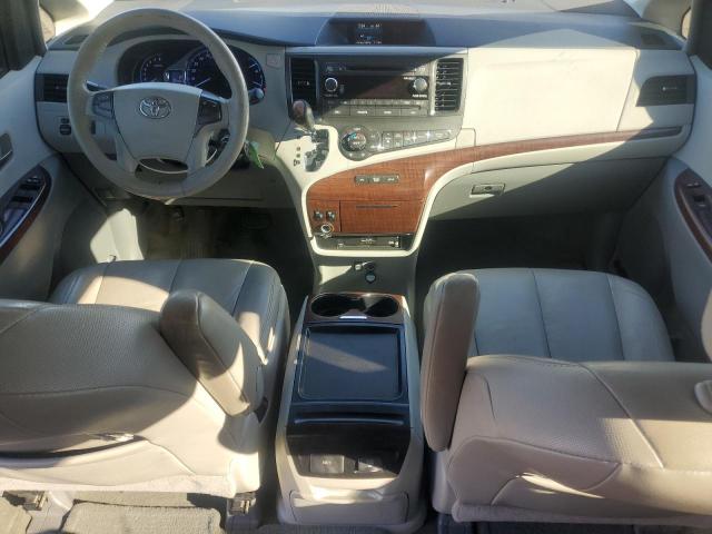 Photo 8 from auction – 2011 TOYOTA SIENNA XLE with VIN 5TDYK3DC0BS157868