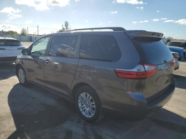Photo 2 from auction – 2016 TOYOTA SIENNA XLE with VIN 5TDYK3DC2GS748842