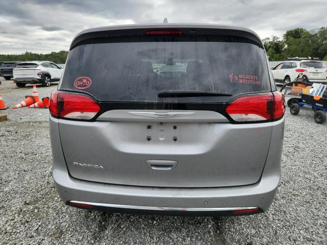 Photo 6 from auction – 2017 CHRYSLER PACIFICA T with VIN 2C4RC1BG2HR770684