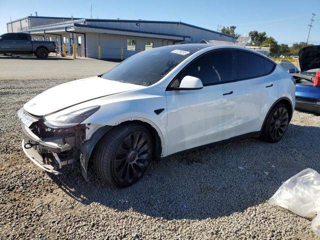 TESLA MODEL Y 2024 with VIN 7SAYGDEF0RF021676 - Photo from auction