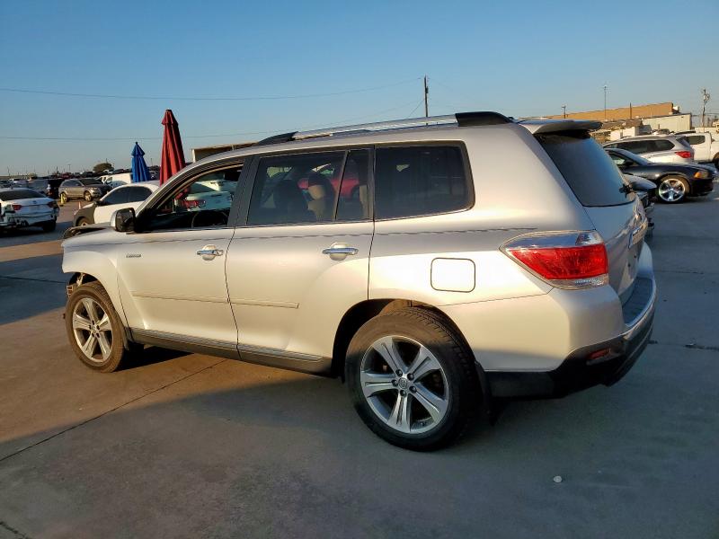 Photo 2 from auction – 2011 TOYOTA HIGHLANDER with VIN 5TDYK3EH5BS046596