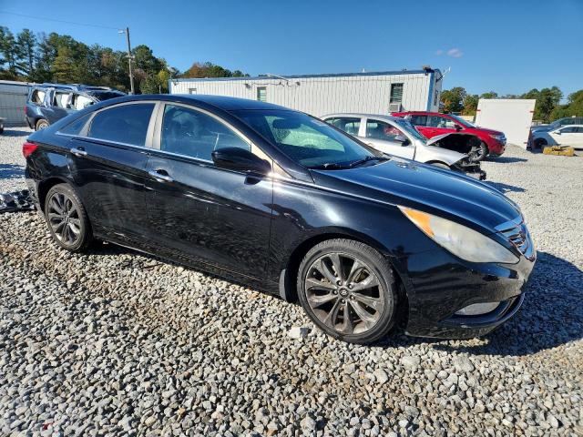 Photo 4 from auction – 2011 HYUNDAI SONATA SE with VIN 5NPEC4AB9BH317995