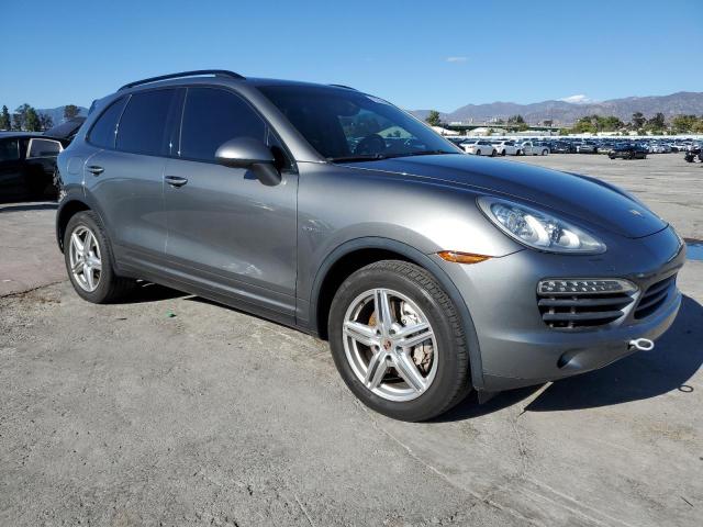 Photo 4 from auction – 2014 PORSCHE CAYENNE S with VIN WP1AE2A28ELA51039