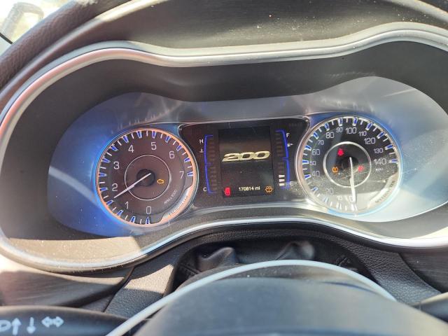Photo 9 from auction – 2017 CHRYSLER 200 LIMITE with VIN 1C3CCCAB1HN505599