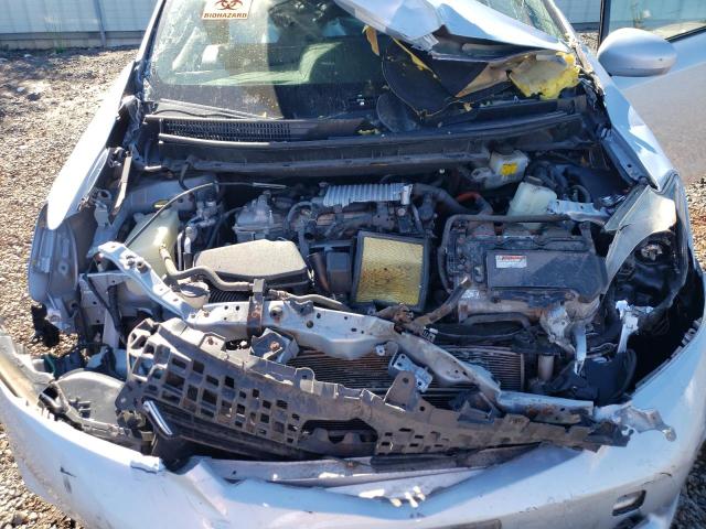Photo 11 from auction – 2013 TOYOTA PRIUS V with VIN JTDZN3EUXD3189928