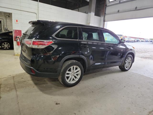 Photo 3 from auction – 2015 TOYOTA HIGHLANDER with VIN 5TDZARFH9FS017147