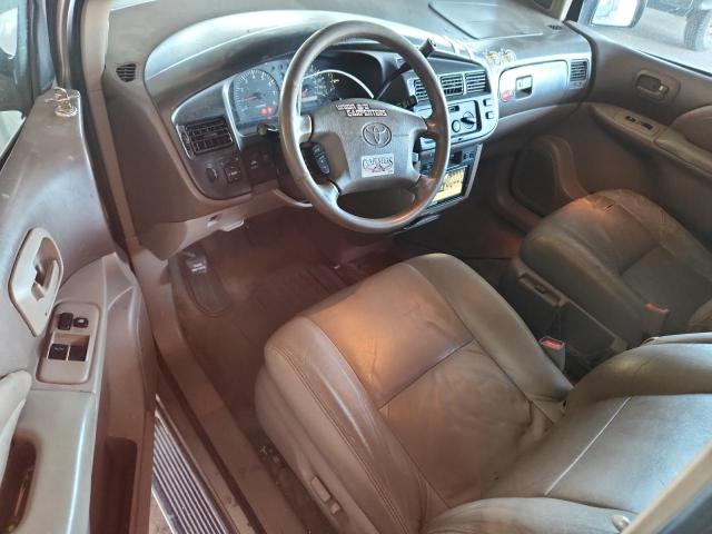 Photo 8 from auction – 2000 TOYOTA SIENNA LE with VIN 4T3ZF13C1YU316595