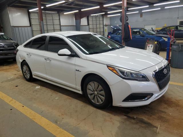 Photo 4 from auction – 2016 HYUNDAI SONATA HYB with VIN KMHE24L15GA040697