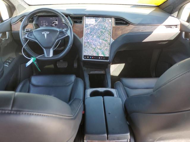 Photo 8 from auction – 2020 TESLA MODEL X with VIN 5YJXCBE21LF236805