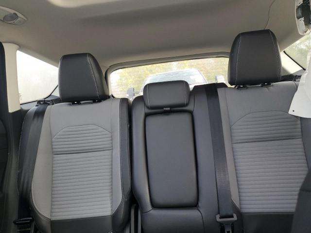 Photo 10 from auction – 2017 FORD ESCAPE SE with VIN 1FMCU9G95HUA47793