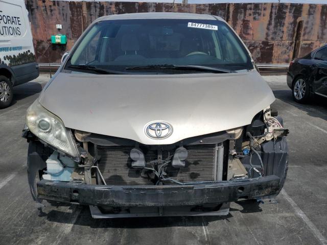 Photo 5 from auction – 2014 TOYOTA SIENNA LE with VIN 5TDKK3DC9ES518735