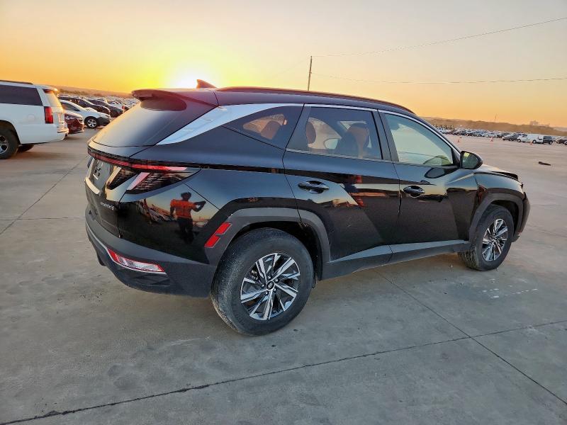 Photo 3 from auction – 2022 HYUNDAI TUCSON BLU with VIN KM8JBCA18NU020788