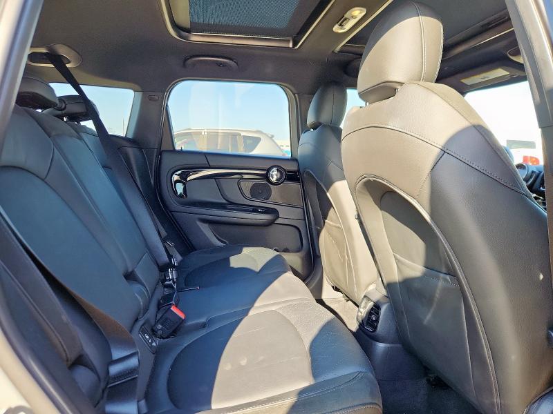 Photo 11 from auction – 2019 MINI COOPER S C with VIN WMZYU7C57K3F94582