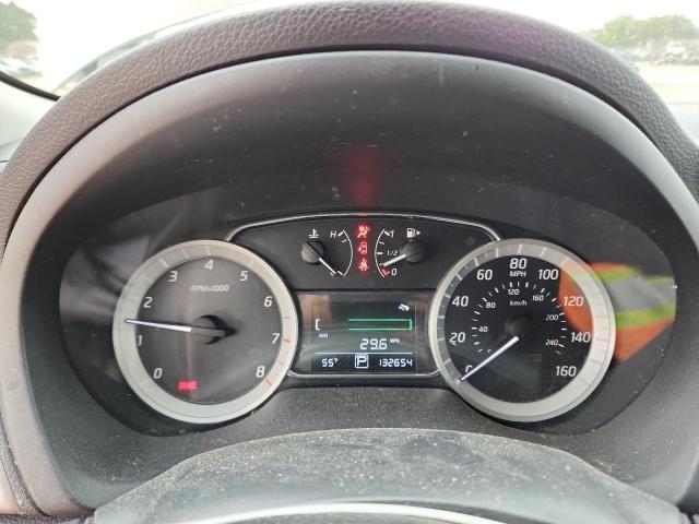 Photo 9 from auction – 2015 NISSAN SENTRA S with VIN 3N1AB7AP1FY241621