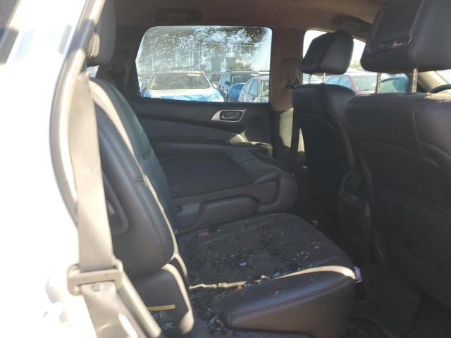 Photo 11 from auction – 2015 NISSAN PATHFINDER with VIN 5N1AR2MM1FC670033