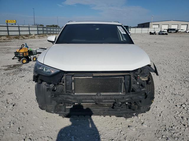 Photo 5 from auction – 2021 AUDI Q3 PREMIUM with VIN WA1AUCF38M1089435