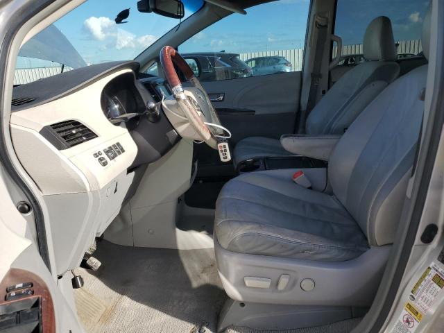 Photo 7 from auction – 2011 TOYOTA SIENNA XLE with VIN 5TDDK3DC6BS003504