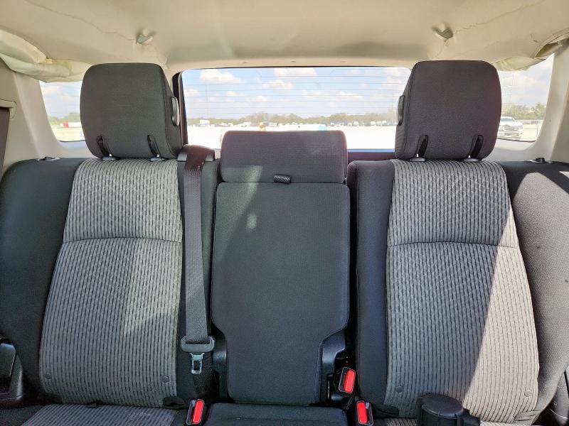 Photo 10 from auction – 2018 TOYOTA 4RUNNER SR with VIN JTEBU5JRXJ5571647