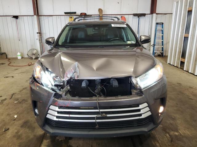 Zdjęcie 5 z aukcji – 2017 TOYOTA HIGHLANDER z VIN 5TDJZRFH8HS382346