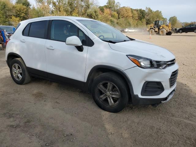Photo 4 from auction – 2020 CHEVROLET TRAX LS with VIN 3GNCJNSB8LL198993