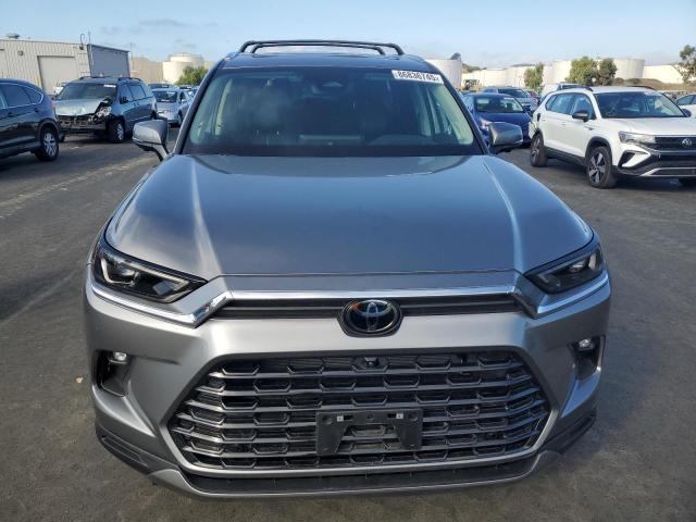 Photo 5 from auction – 2025 TOYOTA GRAND HIGH with VIN 5TDAAAB50SS081808
