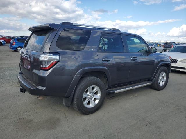 Photo 3 from auction – 2022 TOYOTA 4RUNNER SR with VIN JTEFU5JR5N5272686