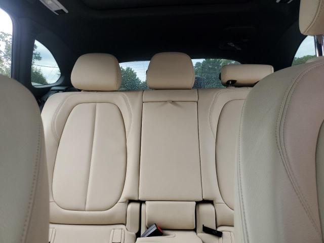 Photo 10 from auction – 2017 BMW X1 with VIN WBXHU7C30H5H32610