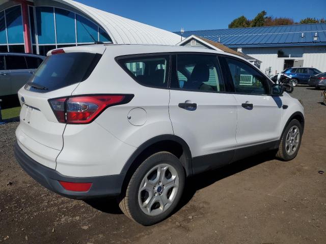 Photo 3 from auction – 2017 FORD ESCAPE S with VIN 1FMCU0F73HUB84629