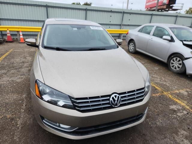 Photo 5 from auction – 2015 VOLKSWAGEN PASSAT SEL with VIN 1VWCV7A31FC067761