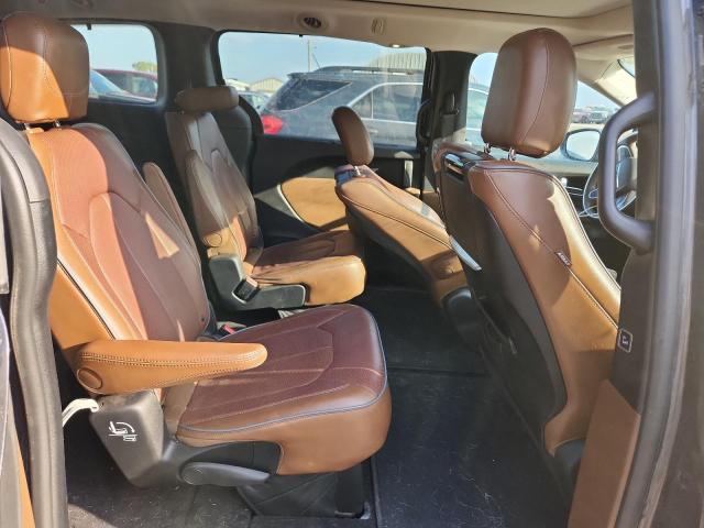 Photo 11 from auction – 2017 CHRYSLER PACIFICA L with VIN 2C4RC1GG8HR531696